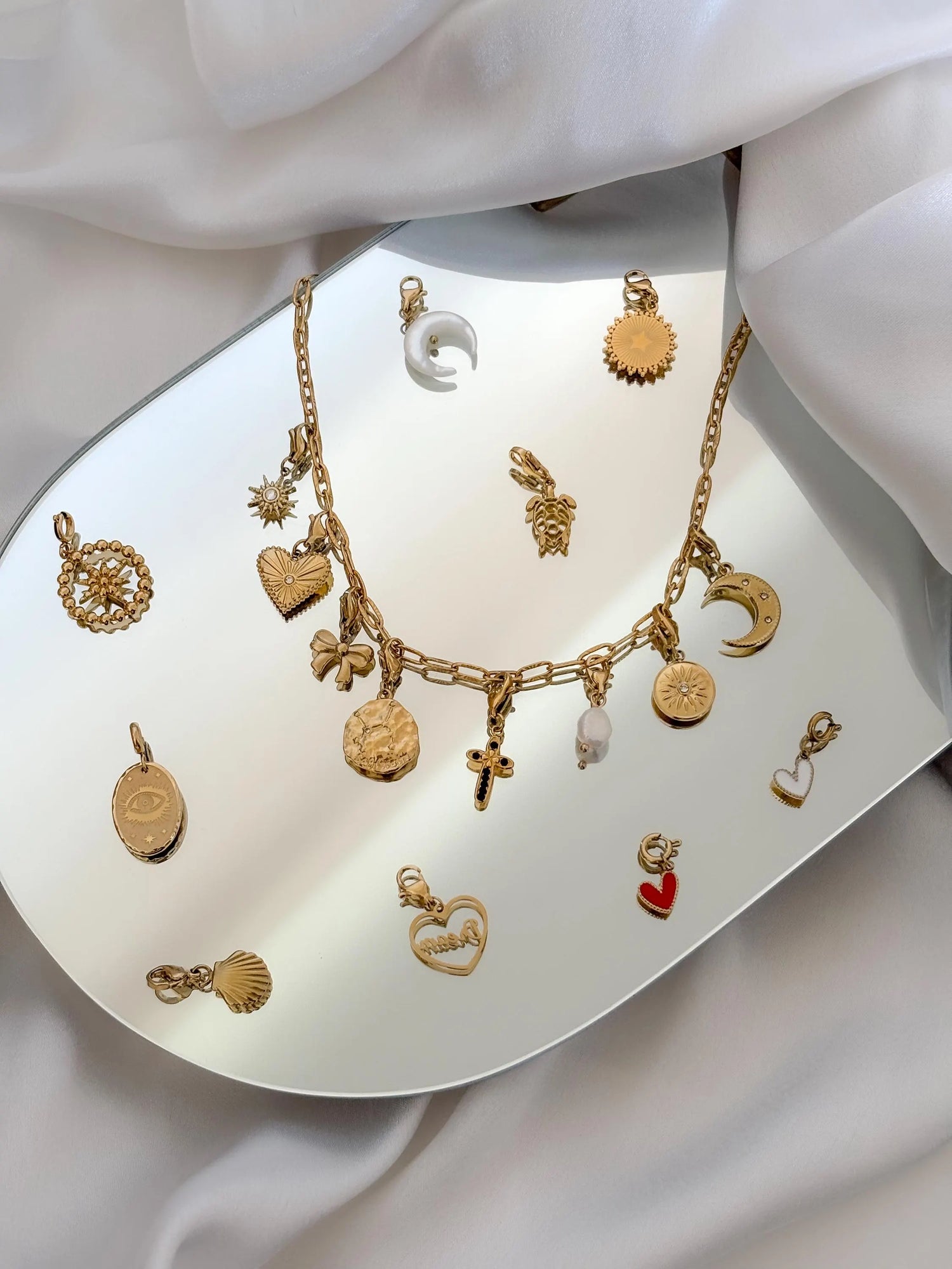 BAR A CHARMS