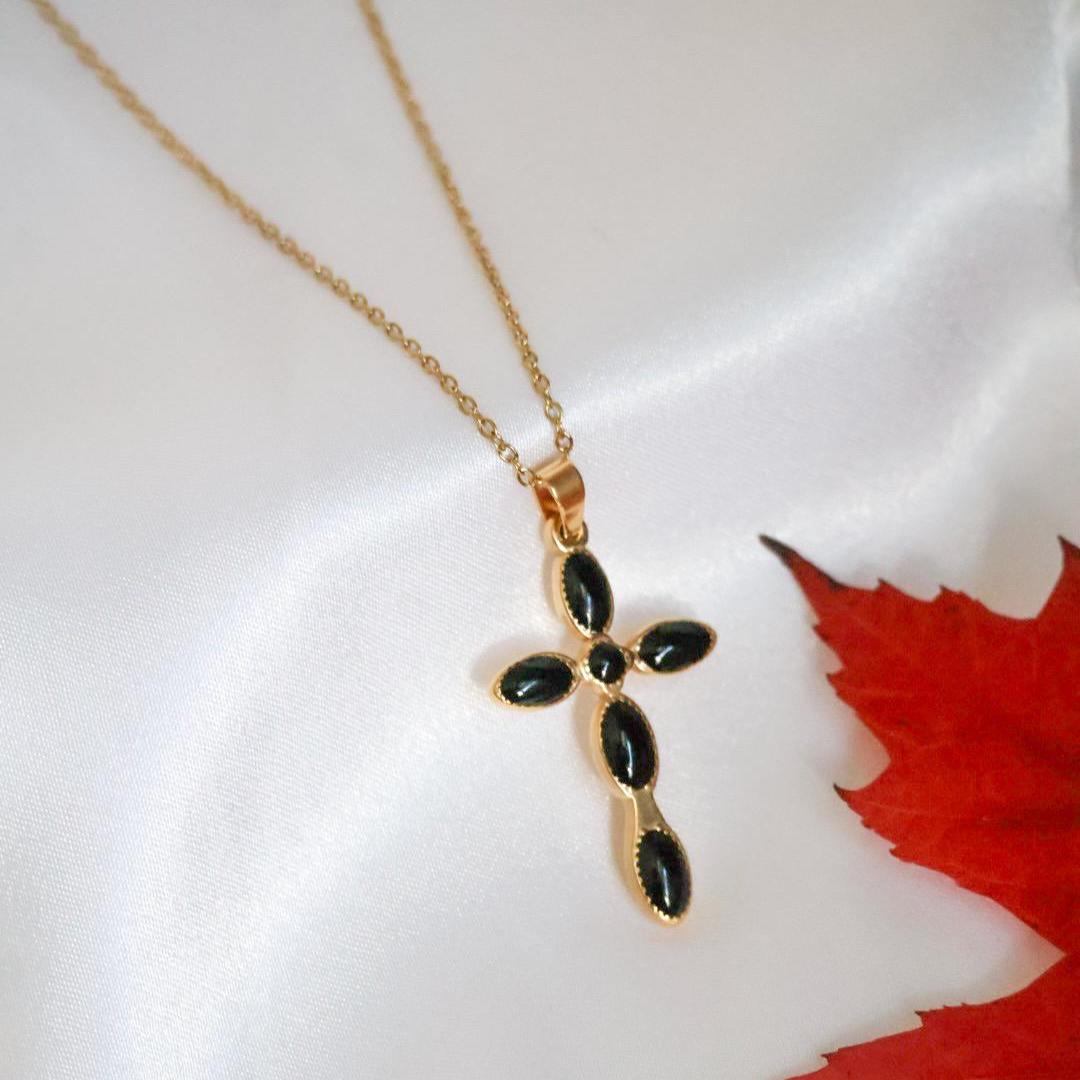Collier ISIS