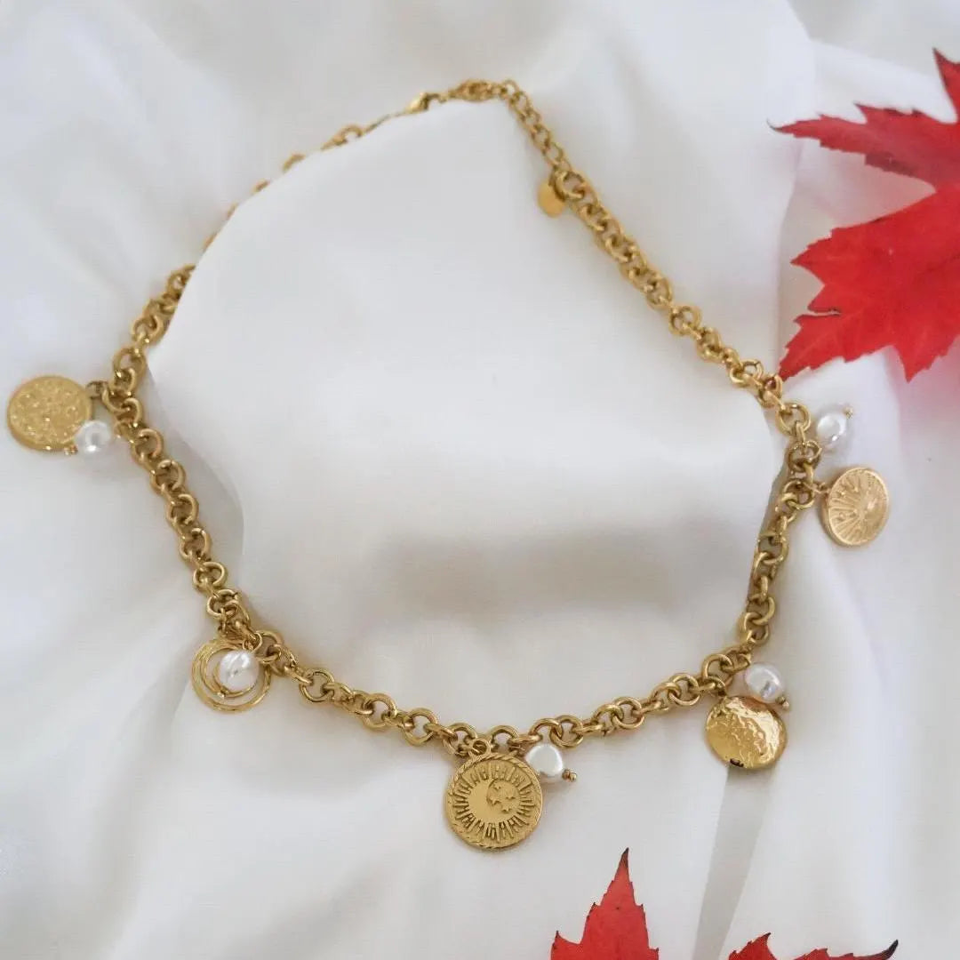 collier SOLA