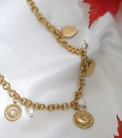 collier SOLA